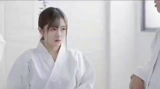 萝莉影院变态黑客高手破解摄像头美女白虎少妇一览无遗！